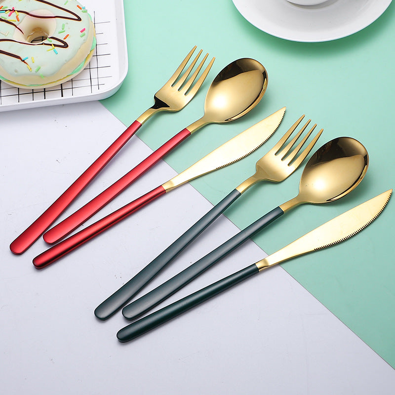 1More Elegant and Functional Salad Spoon Miroken