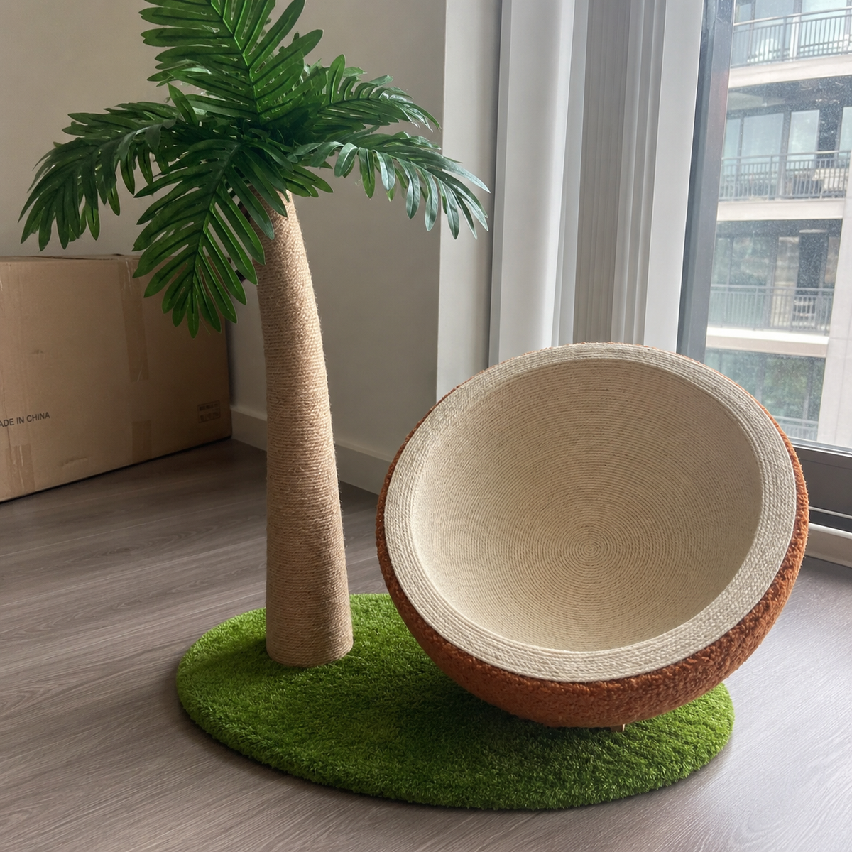 Palm Nest Coconut Shell Cat Lounger Tree