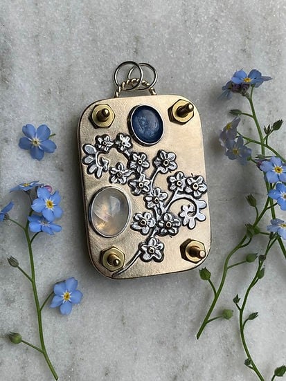 Miroken | Mini Flower Press | Compact Botanical Keepsake Maker | Portable Craft Tool