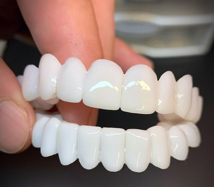 Miroken | Dental prosthesis