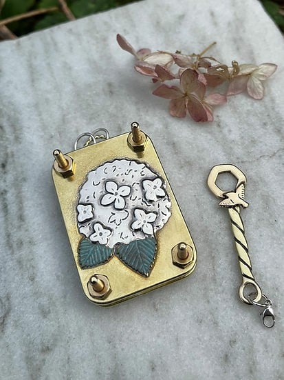 Miroken | Mini Flower Press | Compact Botanical Keepsake Maker | Portable Craft Tool