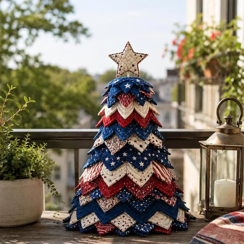 🎅 Santa Claus Patchwork Tree Quilt Kit – Easy Layered Fabric Holiday Décor
