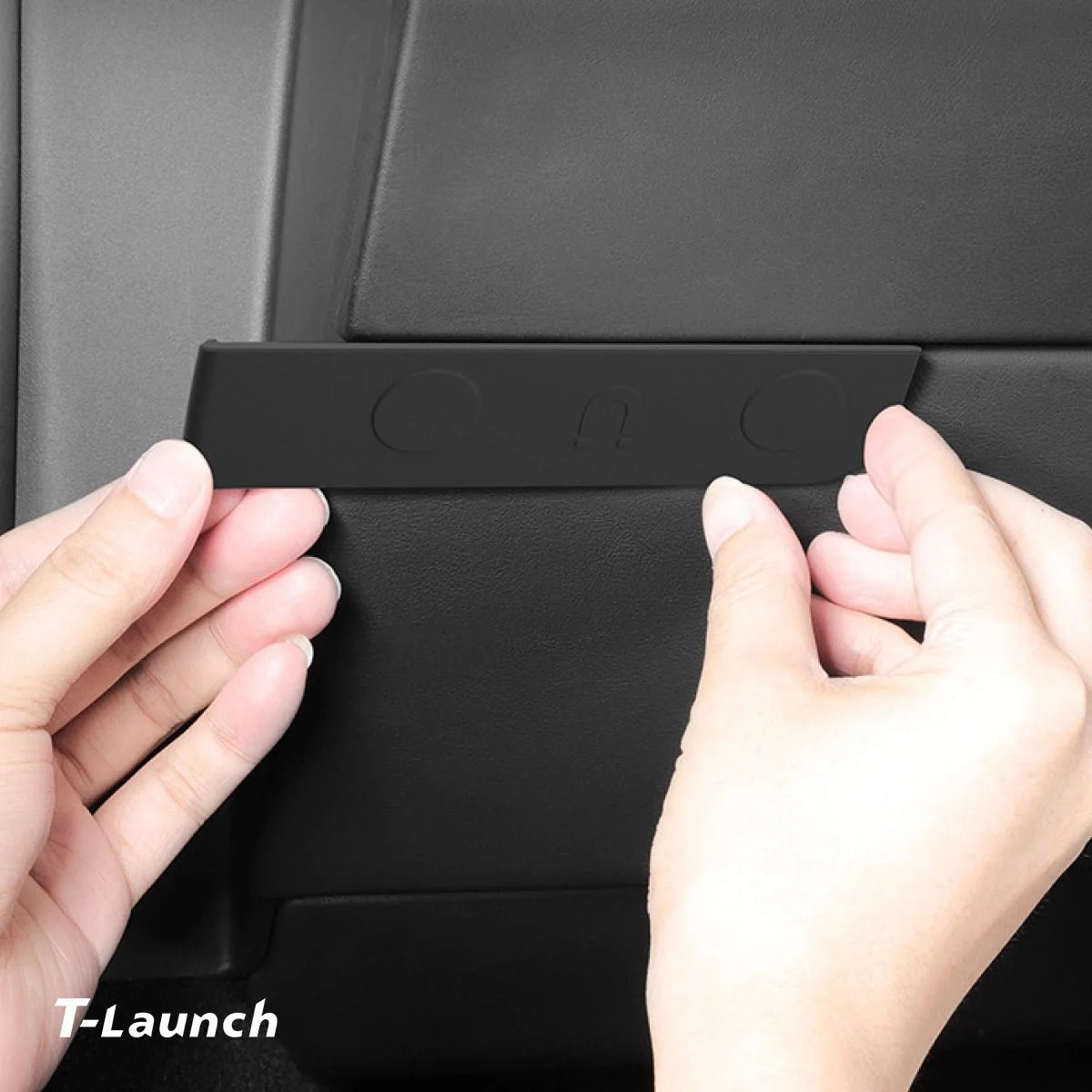 Dashboard-Side Magnetic Silicone Sunglasses Holder for Tesla Model 3/Y/Y L 2024+
