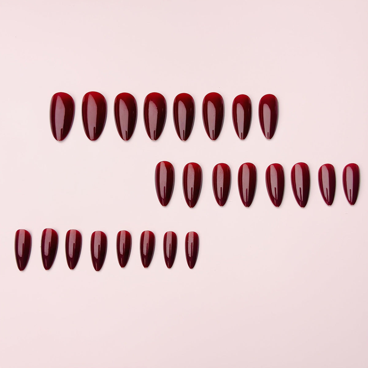 1Artificial nails with shiny stiletto design Miroken