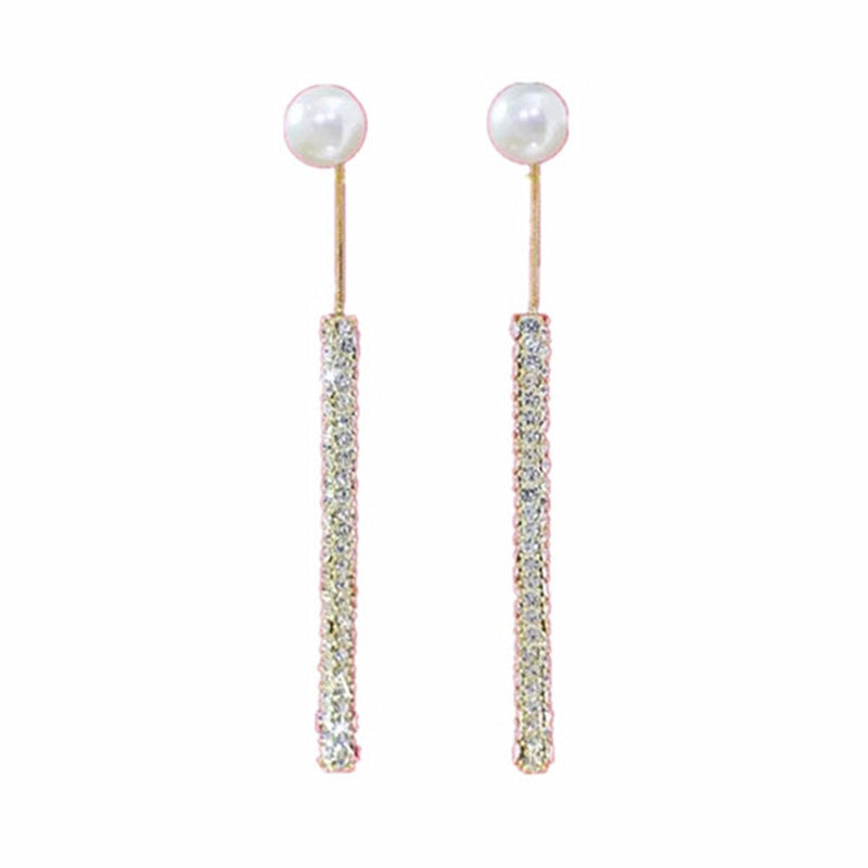 1Elegant and Sparkling Stud Earrings Miroken