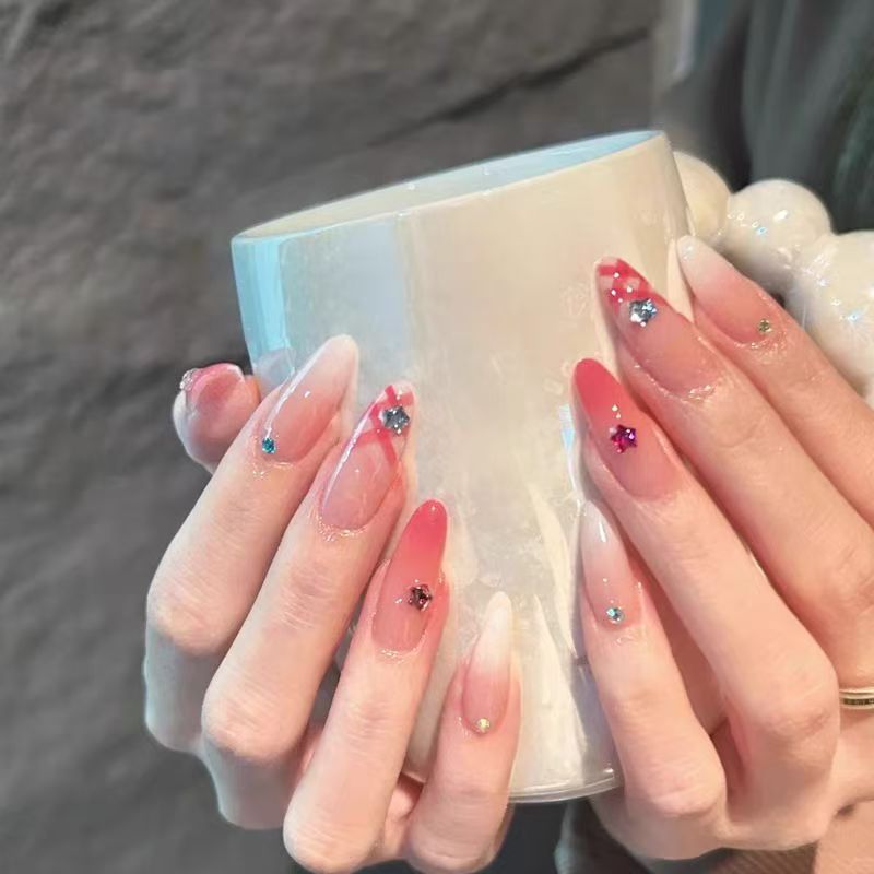 1Artistic Press-On Nail Set with Floral and Glossy Accents Miroken