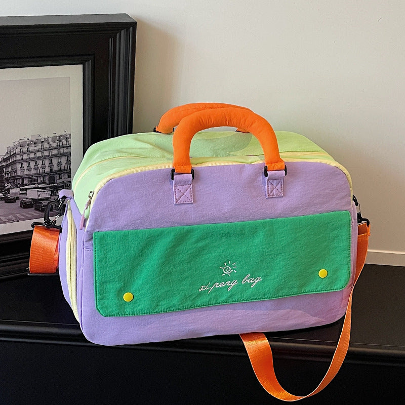 1Stylish Multi-Functional Travel Duffle