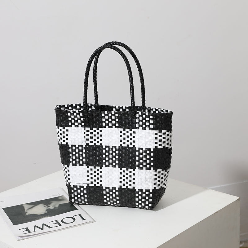 1Handmade basket bag in modern check pattern Miroken