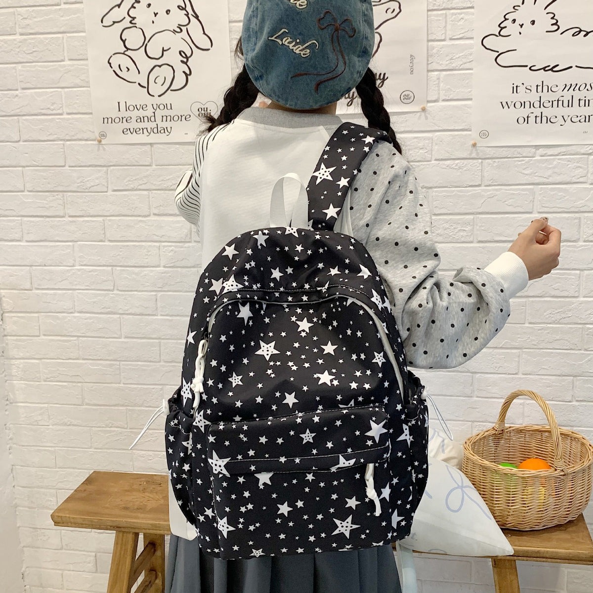 1Backpack with High-Quality Star Pattern and Multifunctional Compartments Miroken