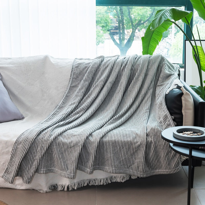 1Ladies' Throw Blanket Miroken