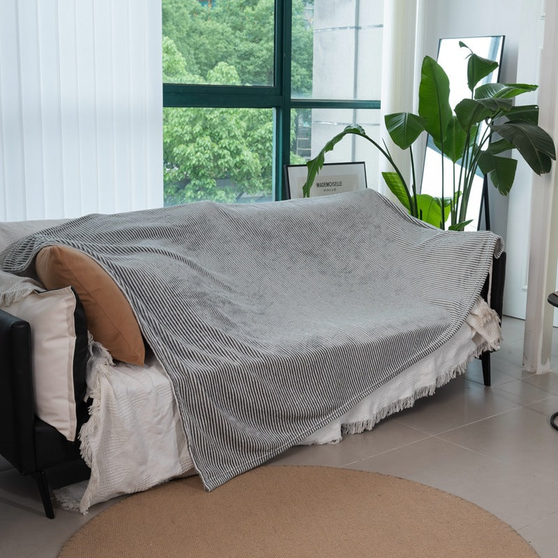 1Ladies' Throw Blanket Miroken