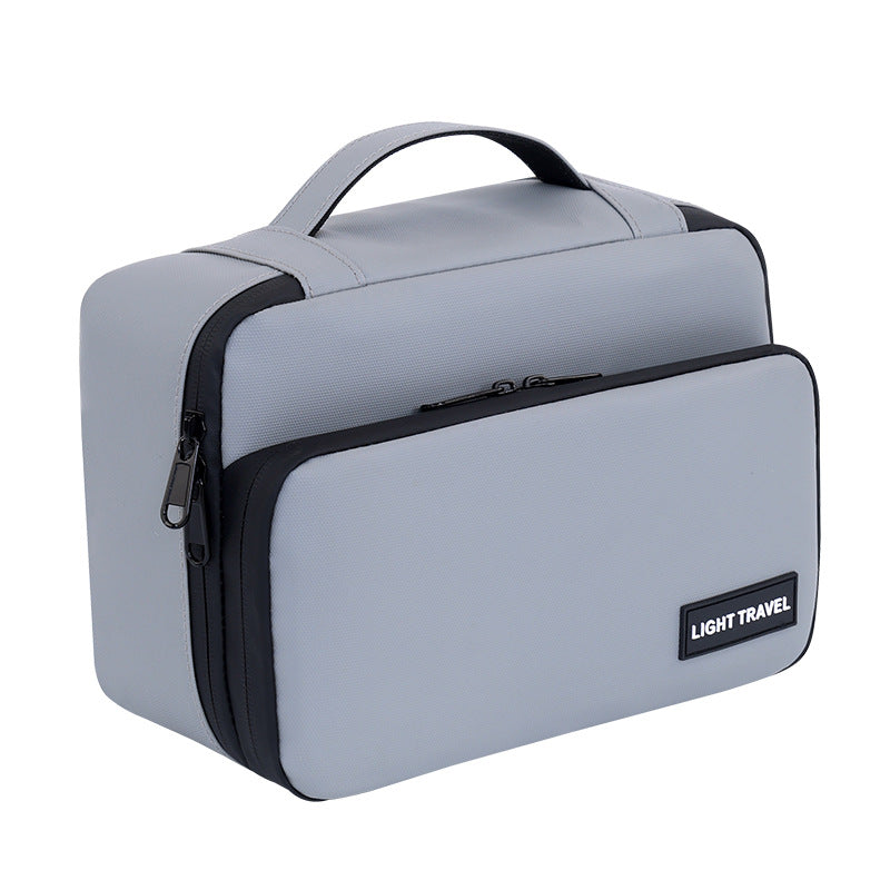 1Cosmetic bag with practical organizer and sturdy carrying handle Miroken