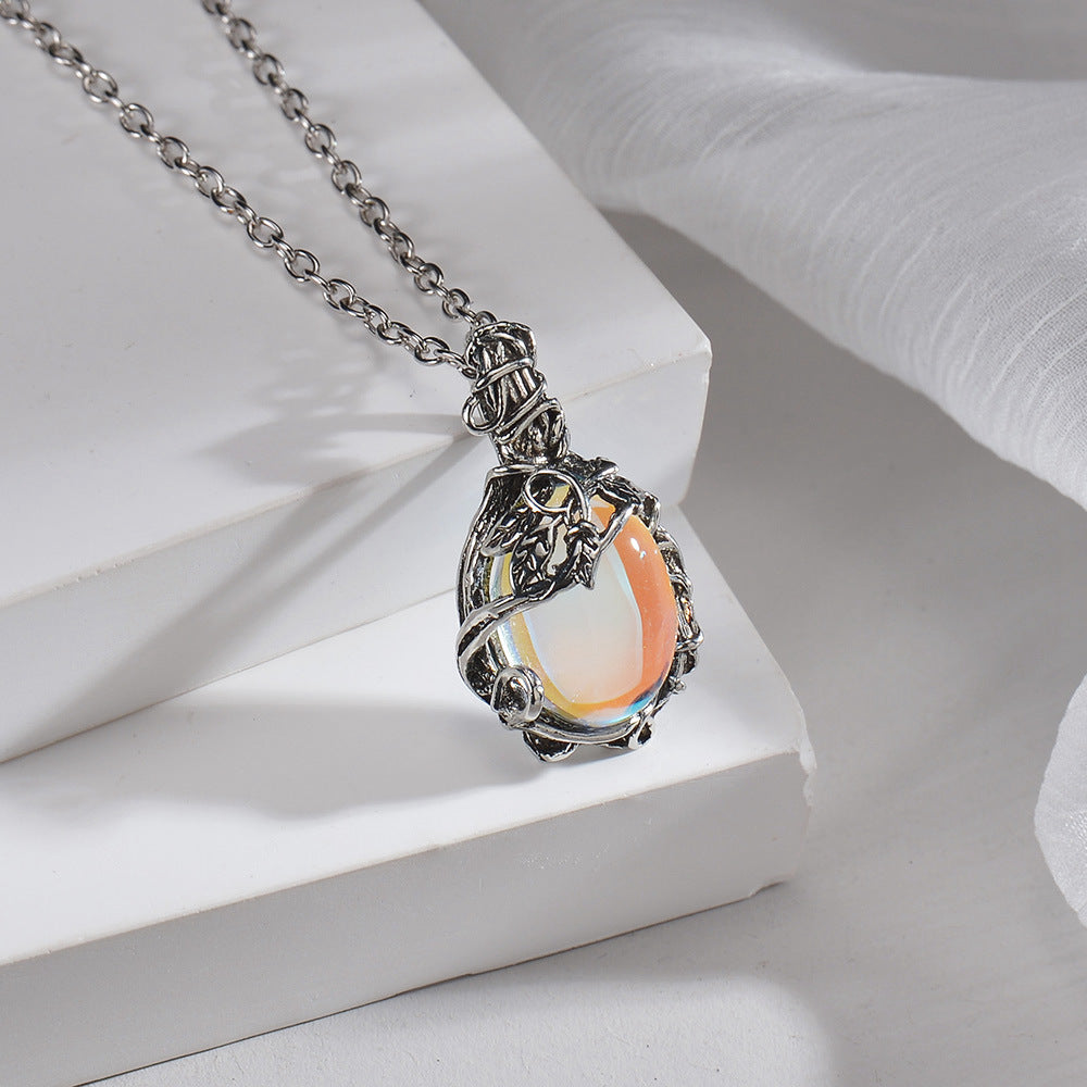 1Heart pendant necklace with sparkling accents Miroken