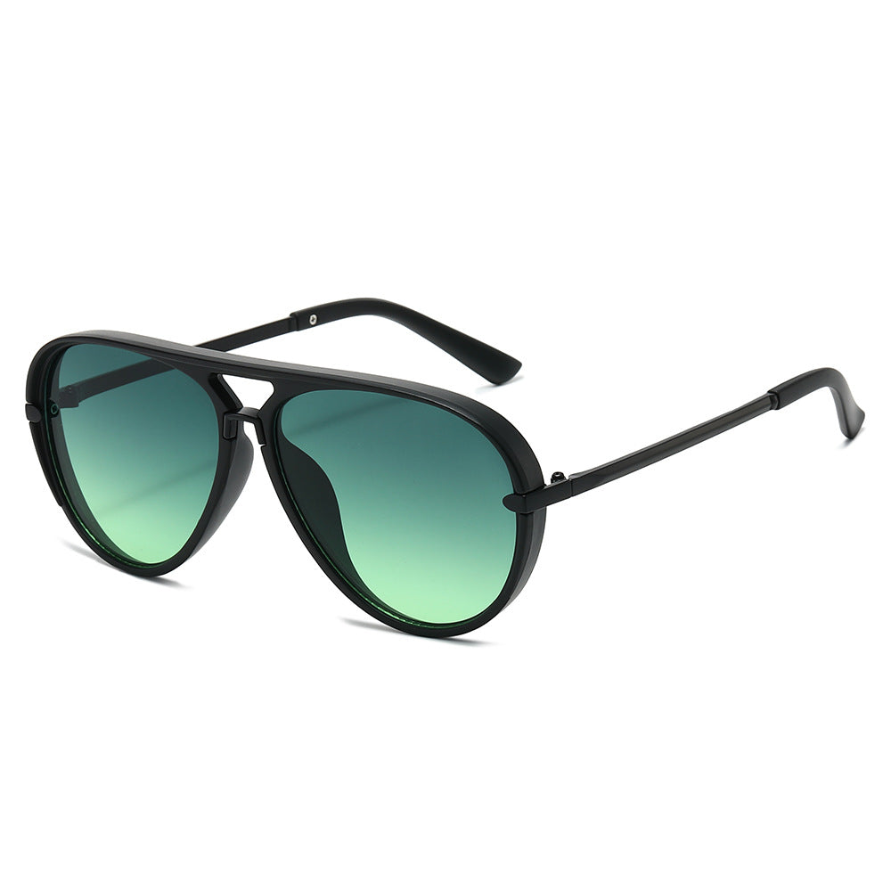 1Elegant Aviator Sunglasses with Gold Accents Miroken