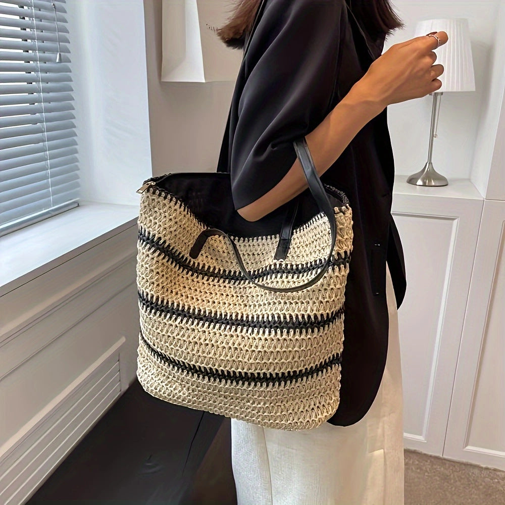 1Handmade beach bag with striking leather handles Miroken