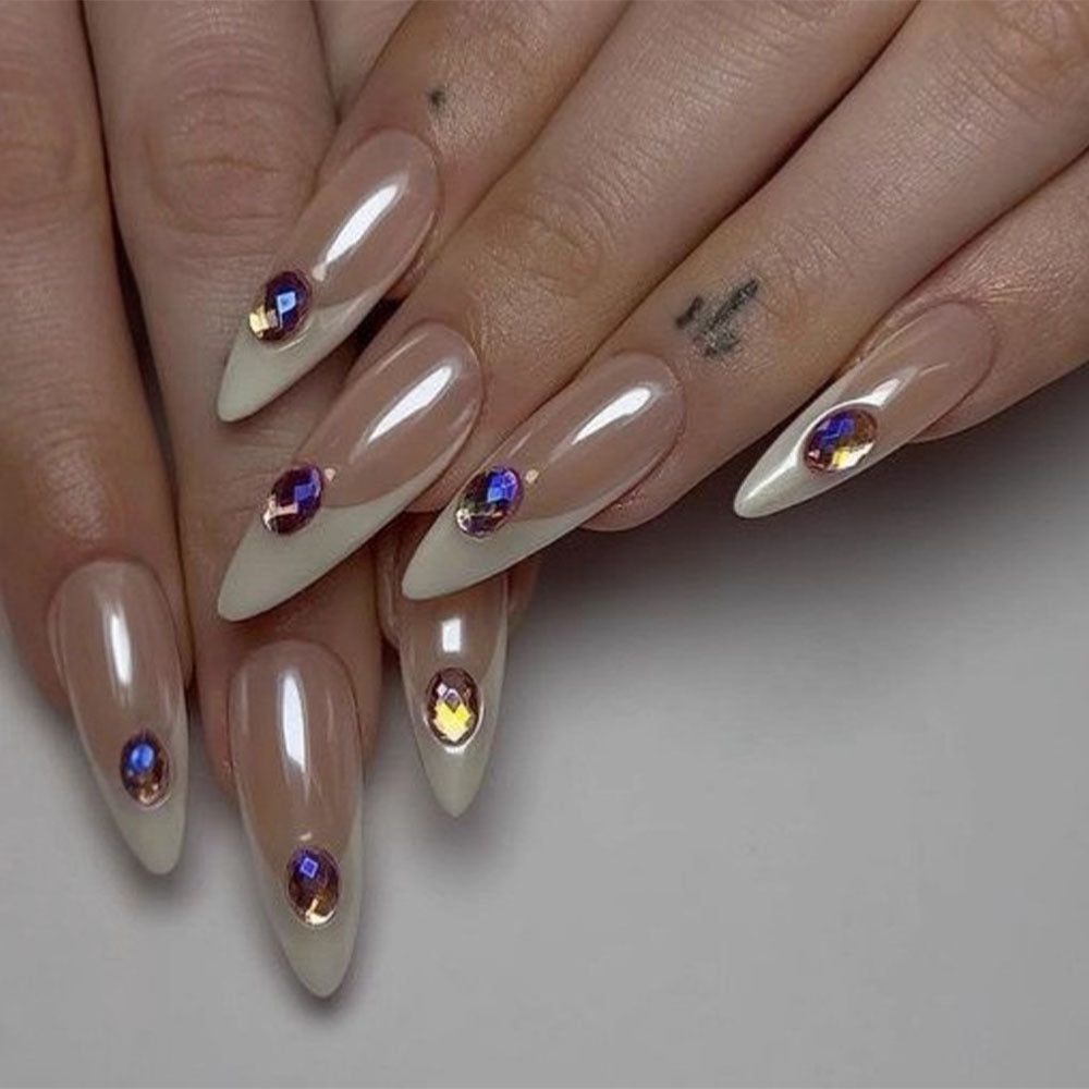1Artificial nails with floral 3D applications Miroken