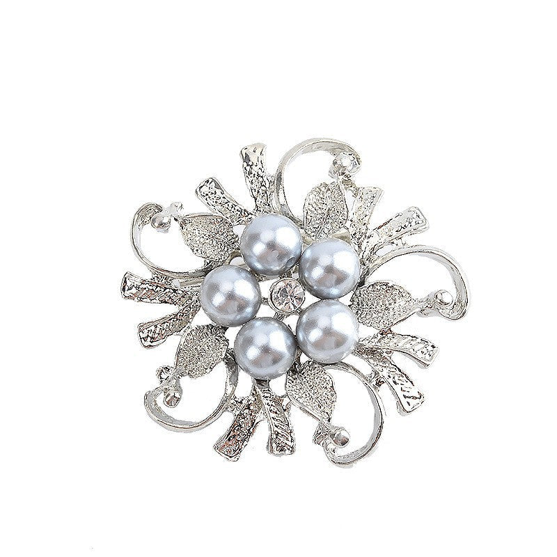 1Glamorous brooch with pearl set Miroken