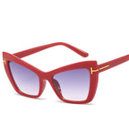 1Cat-Eye Frame Sunglasses with Gradient Lenses Miroken