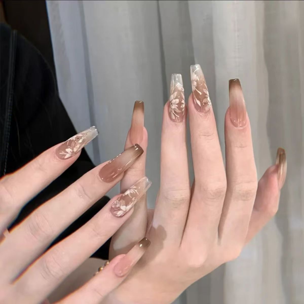 1Floral Ombre Press-On Nail Set Miroken