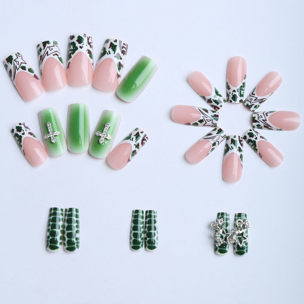 1Artificial nails with striking design Miroken