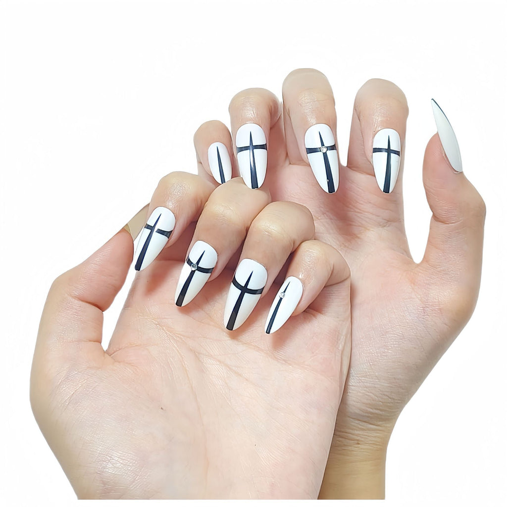 1Artificial nails with floral 3D applications Miroken