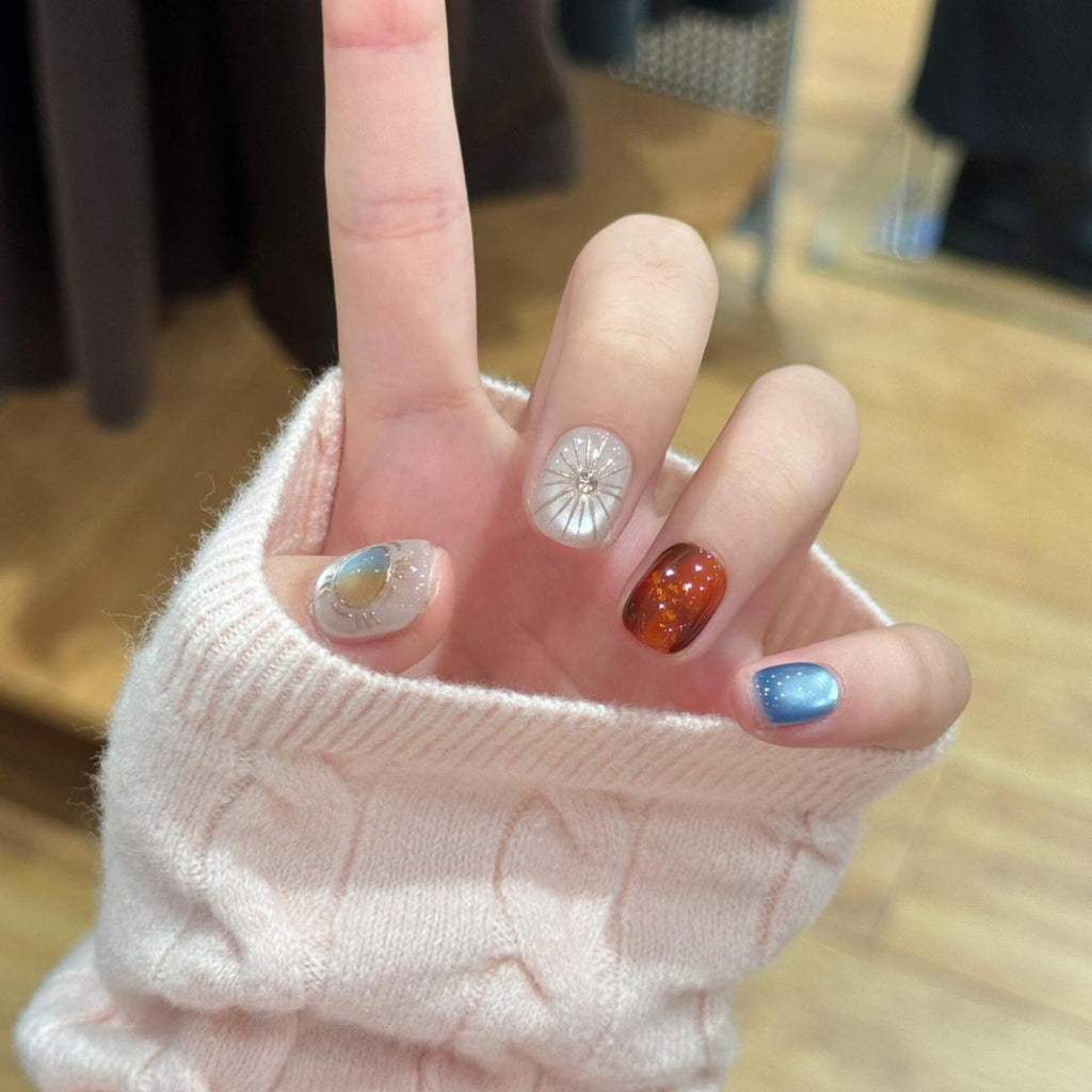 1Artificial Artificial Nails with Sparkling Effects Miroken