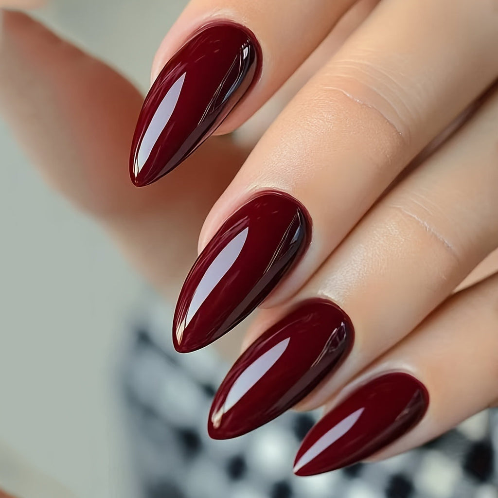 1Artificial nails with shiny stiletto design Miroken
