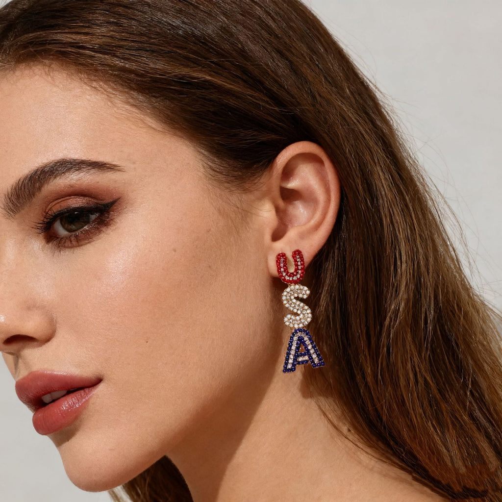 1Women’s sparkling statement earrings with crystal beads and gold-plated setting Miroken