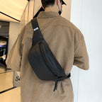 1Belt bag with adjustable carrying strap and practical compartments Miroken