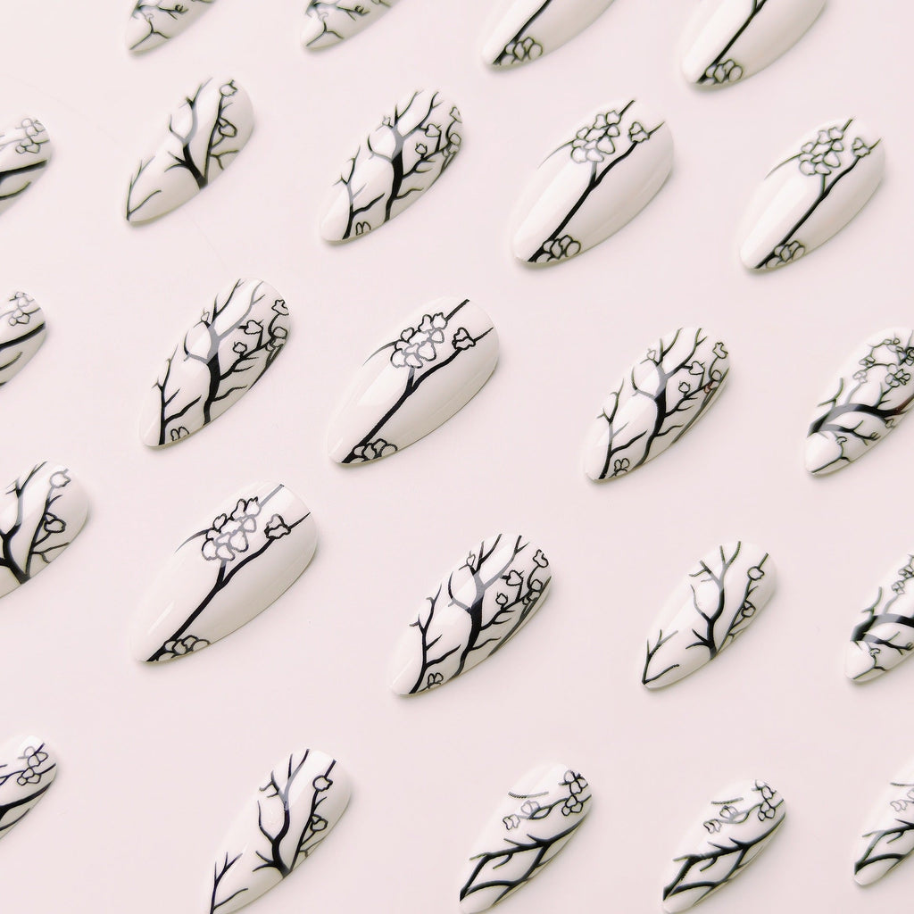 1Artificial nails with elegant floral design Miroken