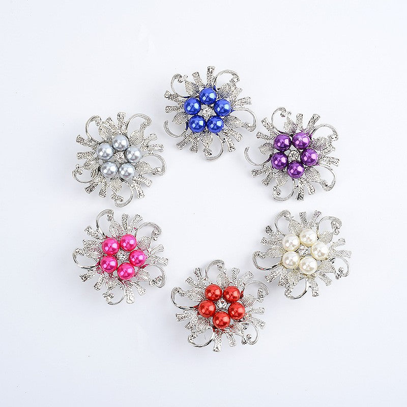 1Glamorous brooch with pearl set Miroken