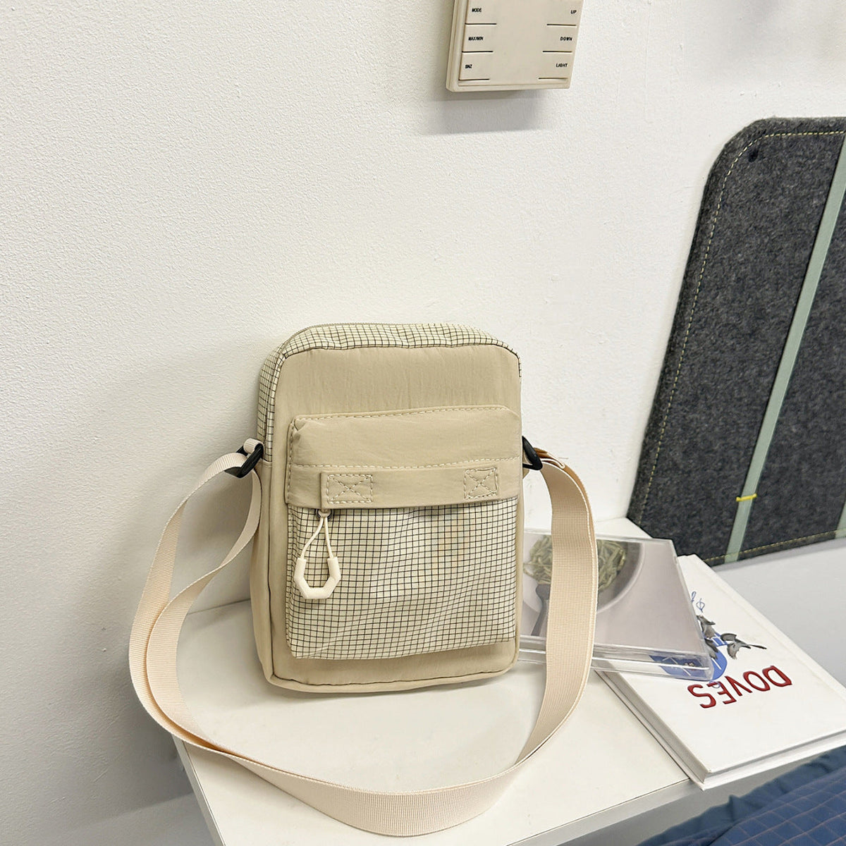 1WoStylish Minimalist Crossbody Purse Miroken