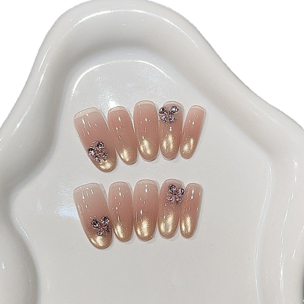 1Elegant artificial nails with glitter and floral design Miroken