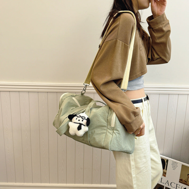 1Sporty travel bag with practical shopping design Miroken