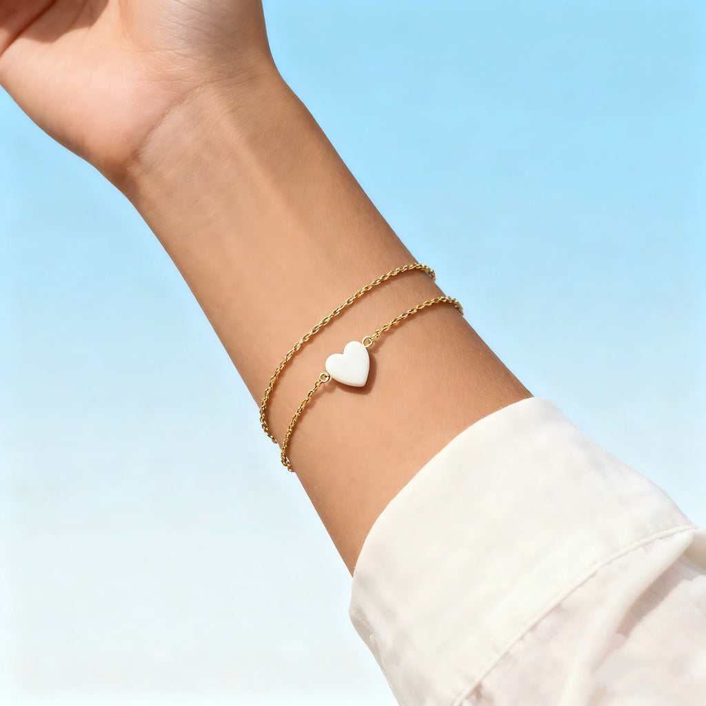 1Elegant Heart Charm Bracelet Miroken