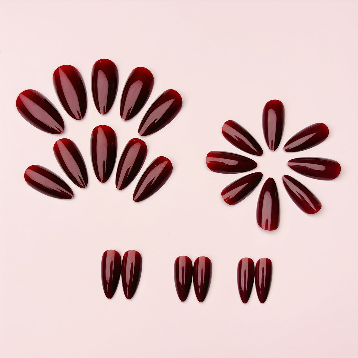 1Artificial nails with shiny stiletto design Miroken
