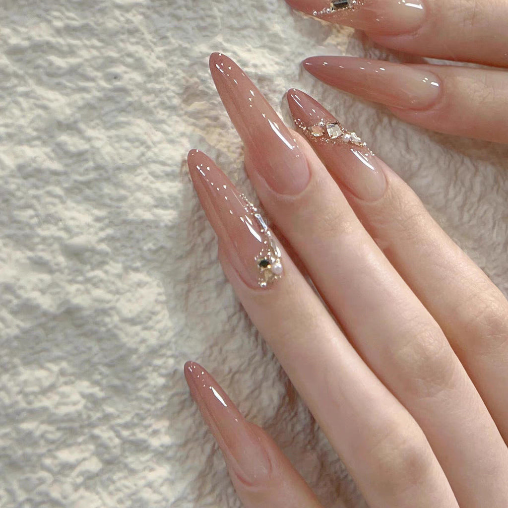 1Artistic Press-On Nail Set with Floral and Glossy Accents Miroken