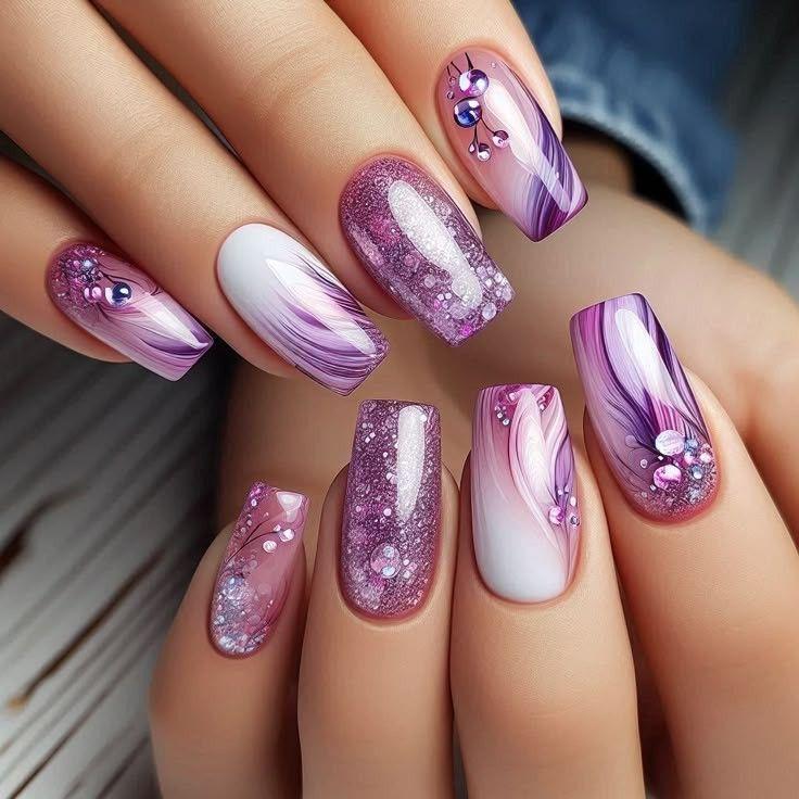 1Artificial nails with floral 3D applications Miroken