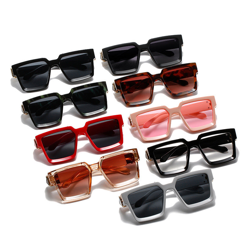 1Statement Square Frame Sunglasses Miroken