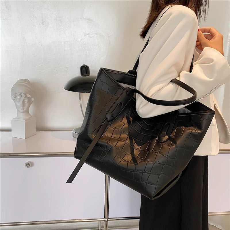 1Modern Crocodile-Embossed Tote Bag Miroken
