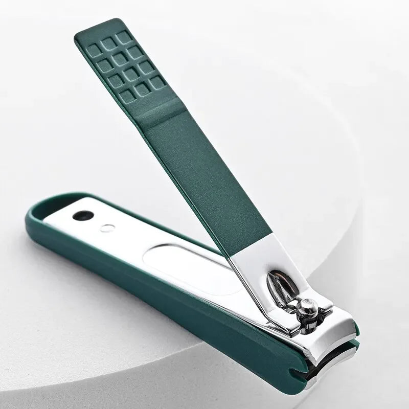 Automatic Storage Manicure Set