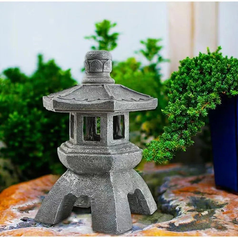 Solar Pagoda Lantern, Stone Resin Solar Garden Light for Outdoor Decor