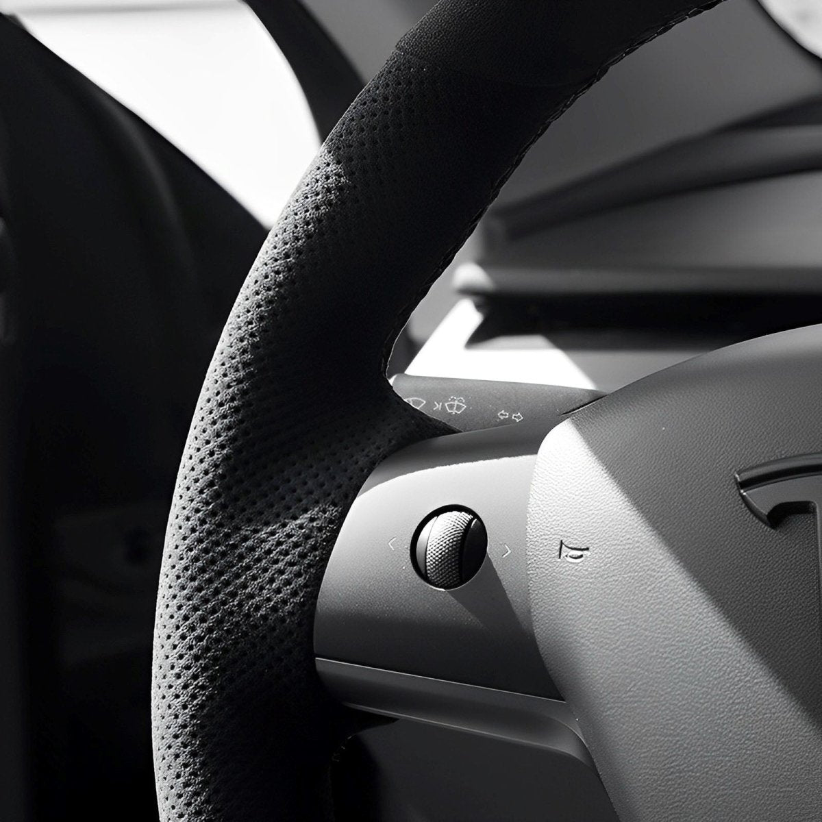 Alcantara Steering Wheel Cover (Hand Stitch, Half-Open, One-Piece) for Tesla Model 3 Highland Standard 2025+