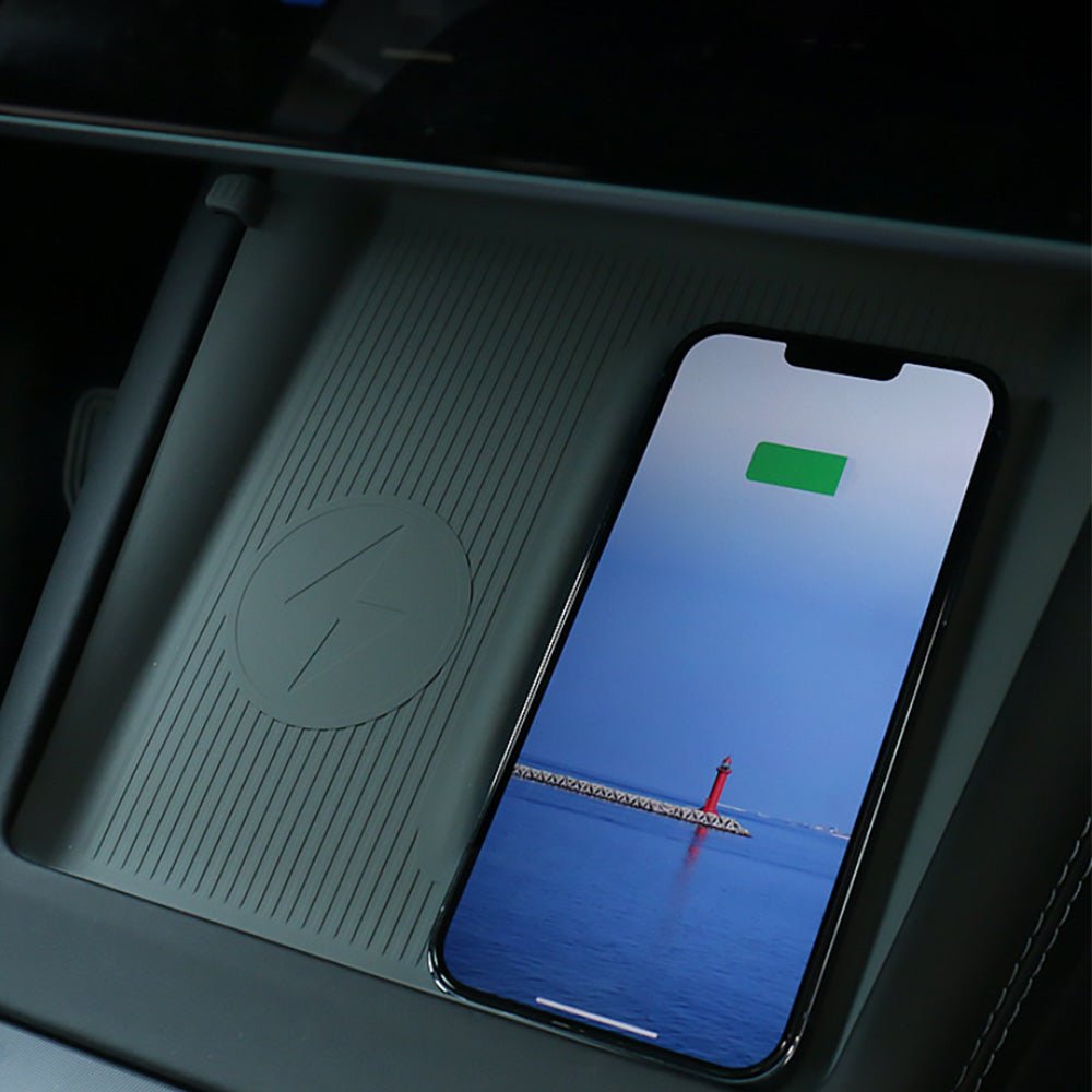 Anti-Slip Silicone Wireless Charging Pad for Tesla Model Y Juniper 2025+