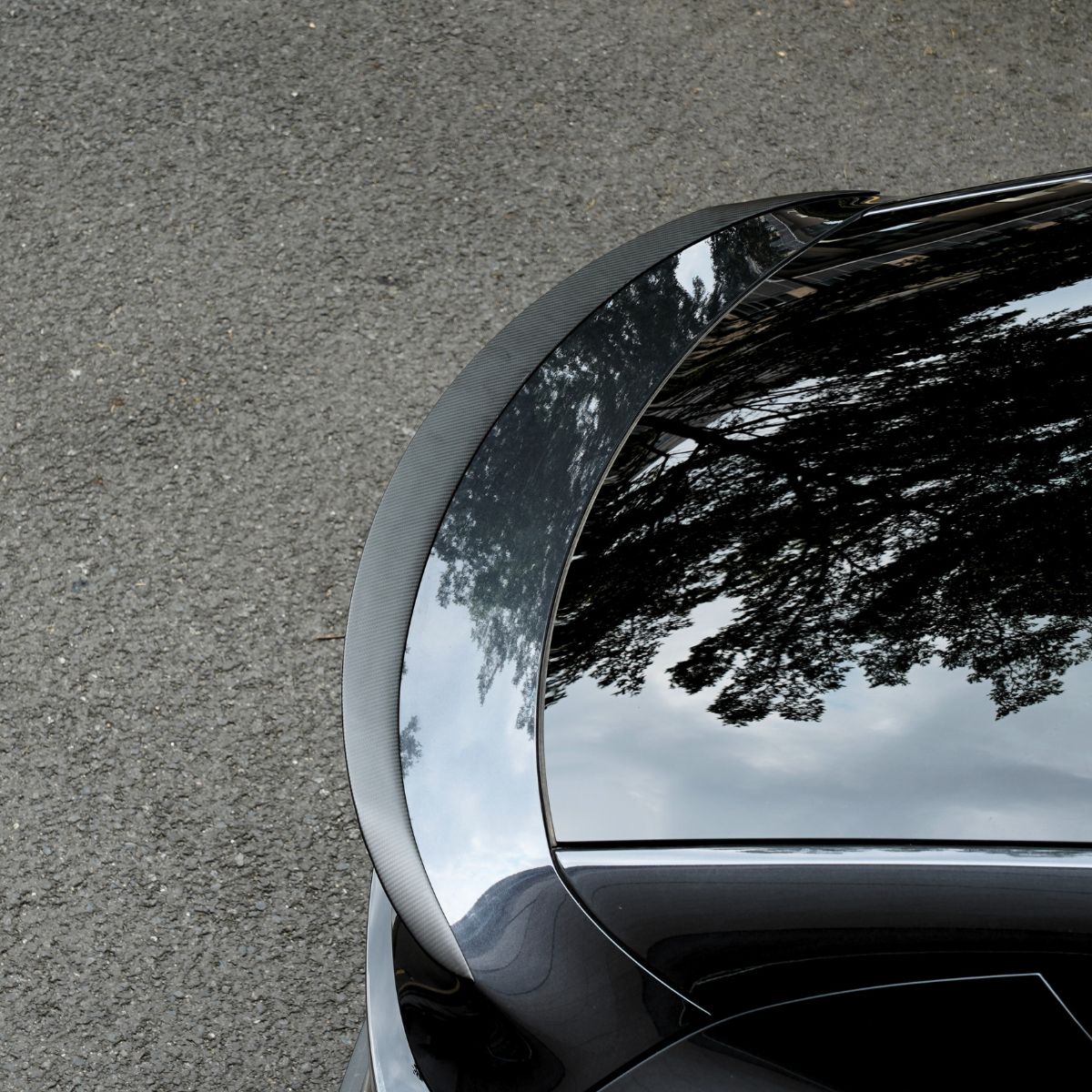 Performance Style Dry Carbon Fiber Spoiler for Model Y Juniper 2025+ | Miroken