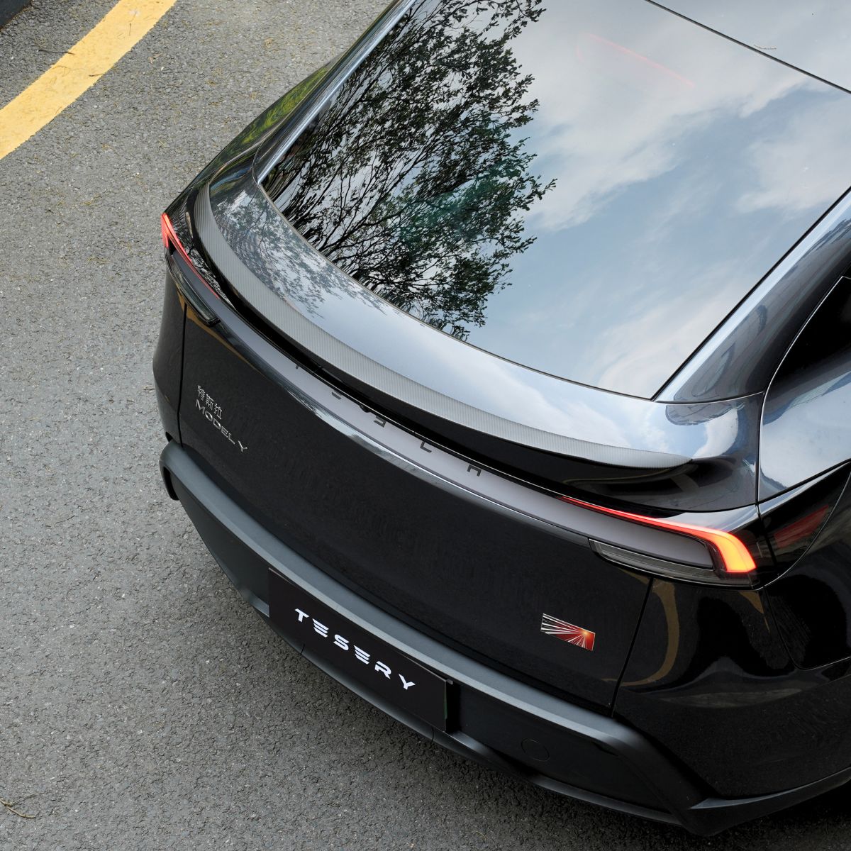 Performance Style Dry Carbon Fiber Spoiler for Model Y Juniper 2025+ | Miroken