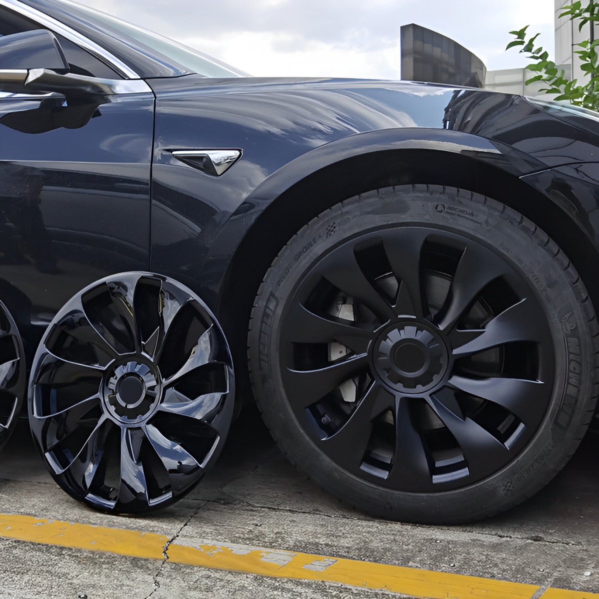 Model 3 Performance Style Wheel Hub Caps - 18" Uberturbine Style Wheel Hubcap (4 Pcs) for Tesla