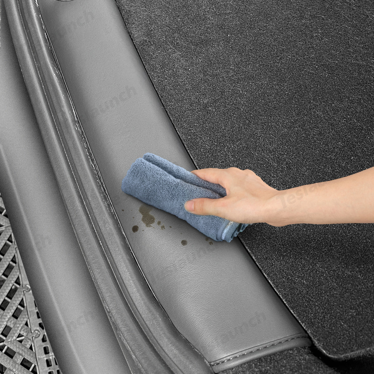 Napa Leather Trunk Sill Guard – Premium Protection for Tesla Model Y Juniper 2025+