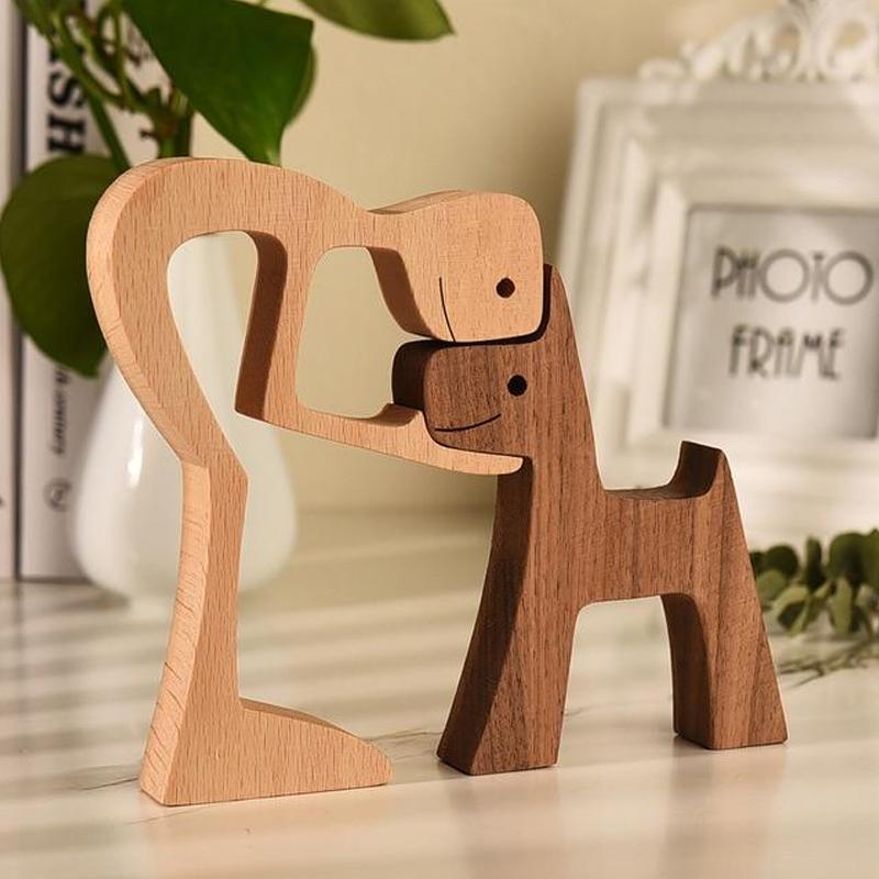 Tier lovers - Table ornaments made of wood carving