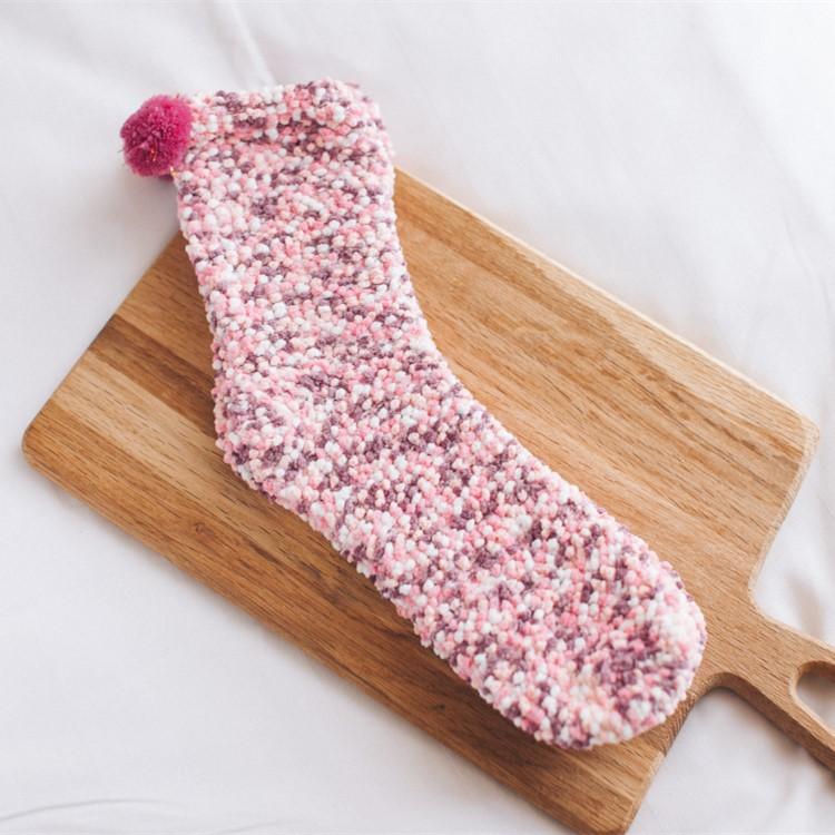 Comfy Gift Pom Pom Cupcake Socks